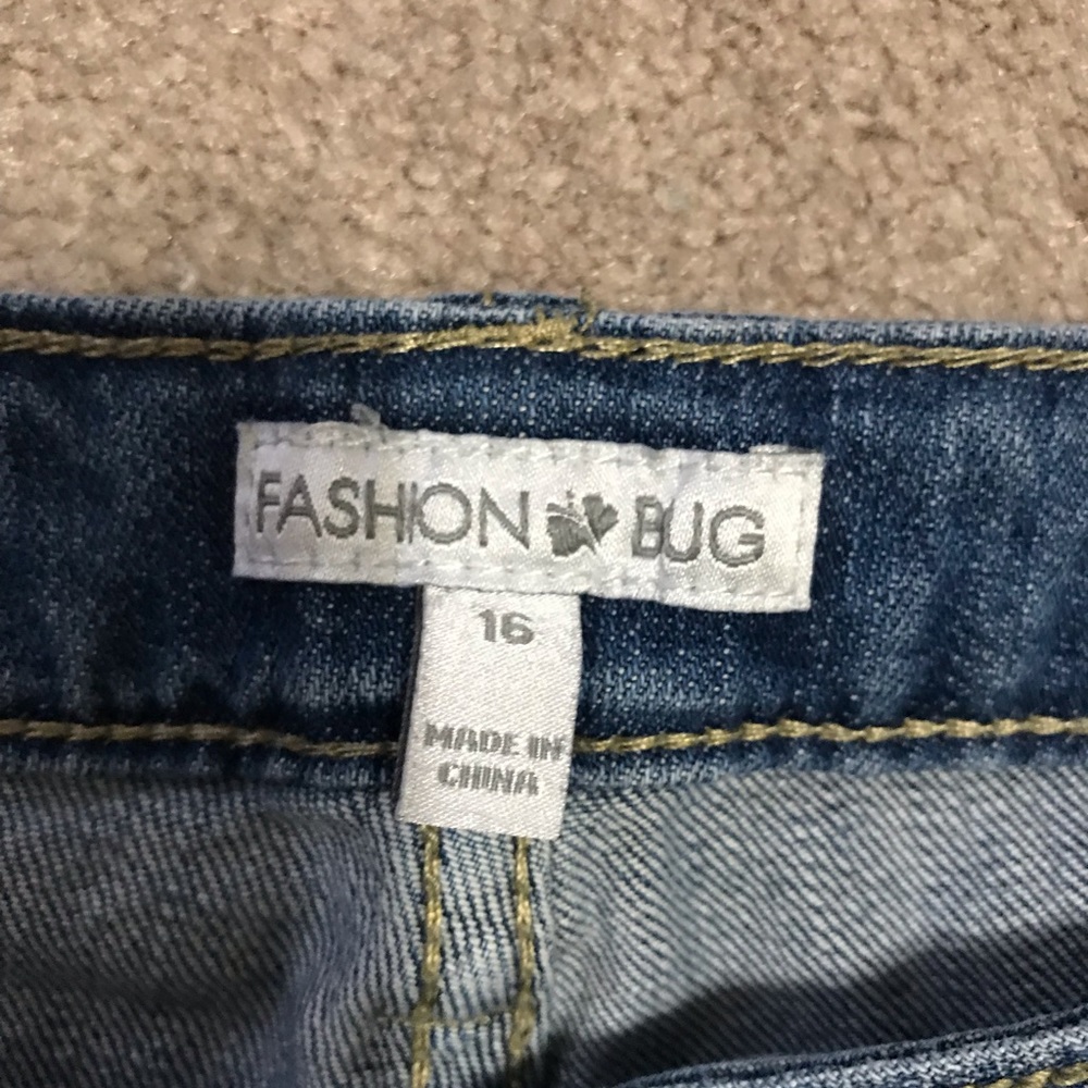 Fashion Bug - Picture 3 of 3